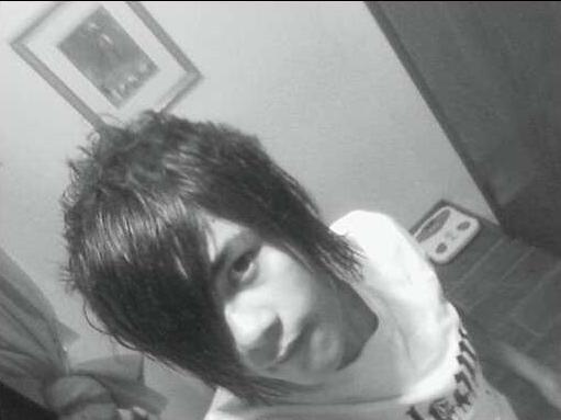 emo (11).jpg
