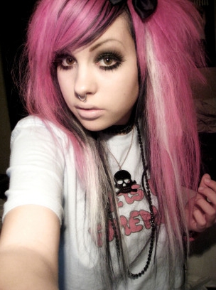 emo (18).jpg